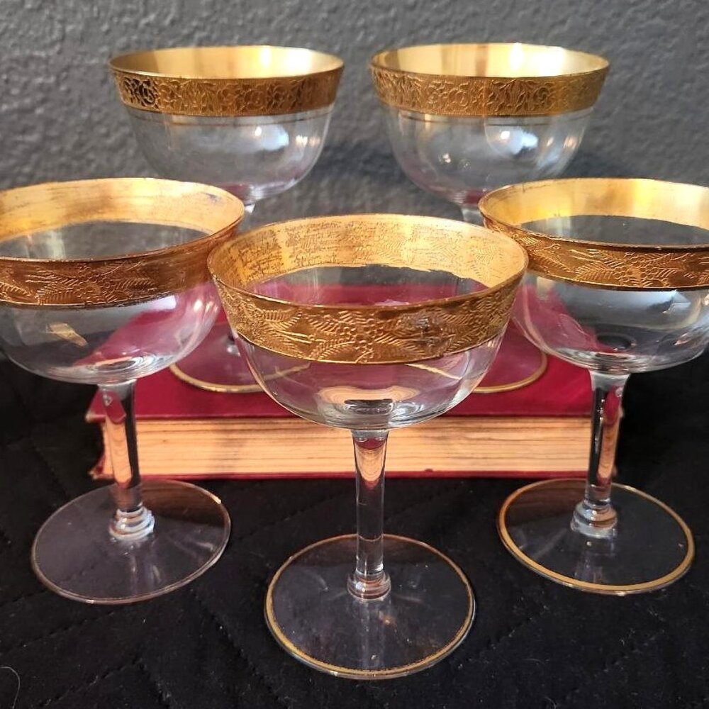 Beautiful Set of Five (5)  Vintage Tiffin-Franciscan 5" Wine Glasses